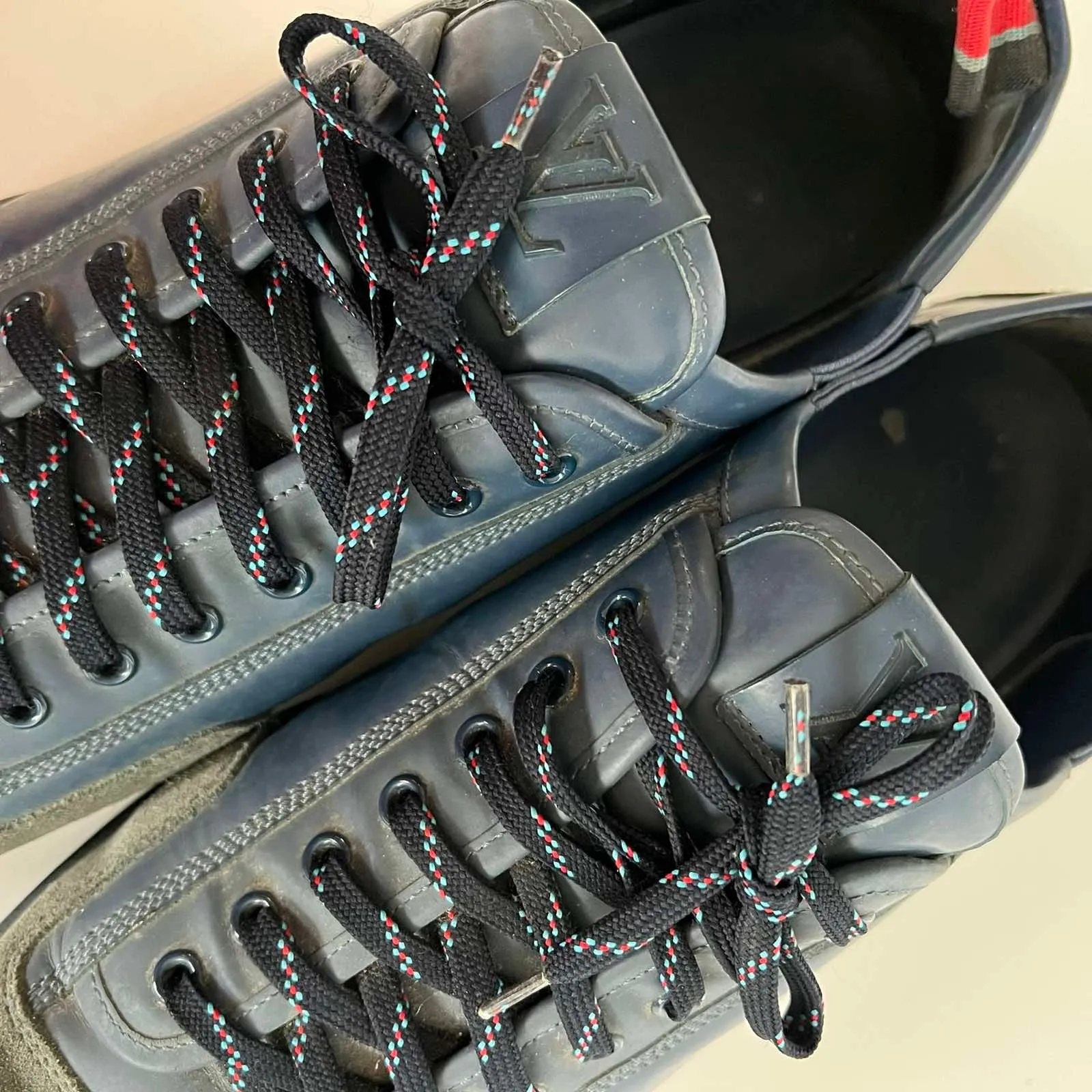 Nubuck V Gaston Sneakers