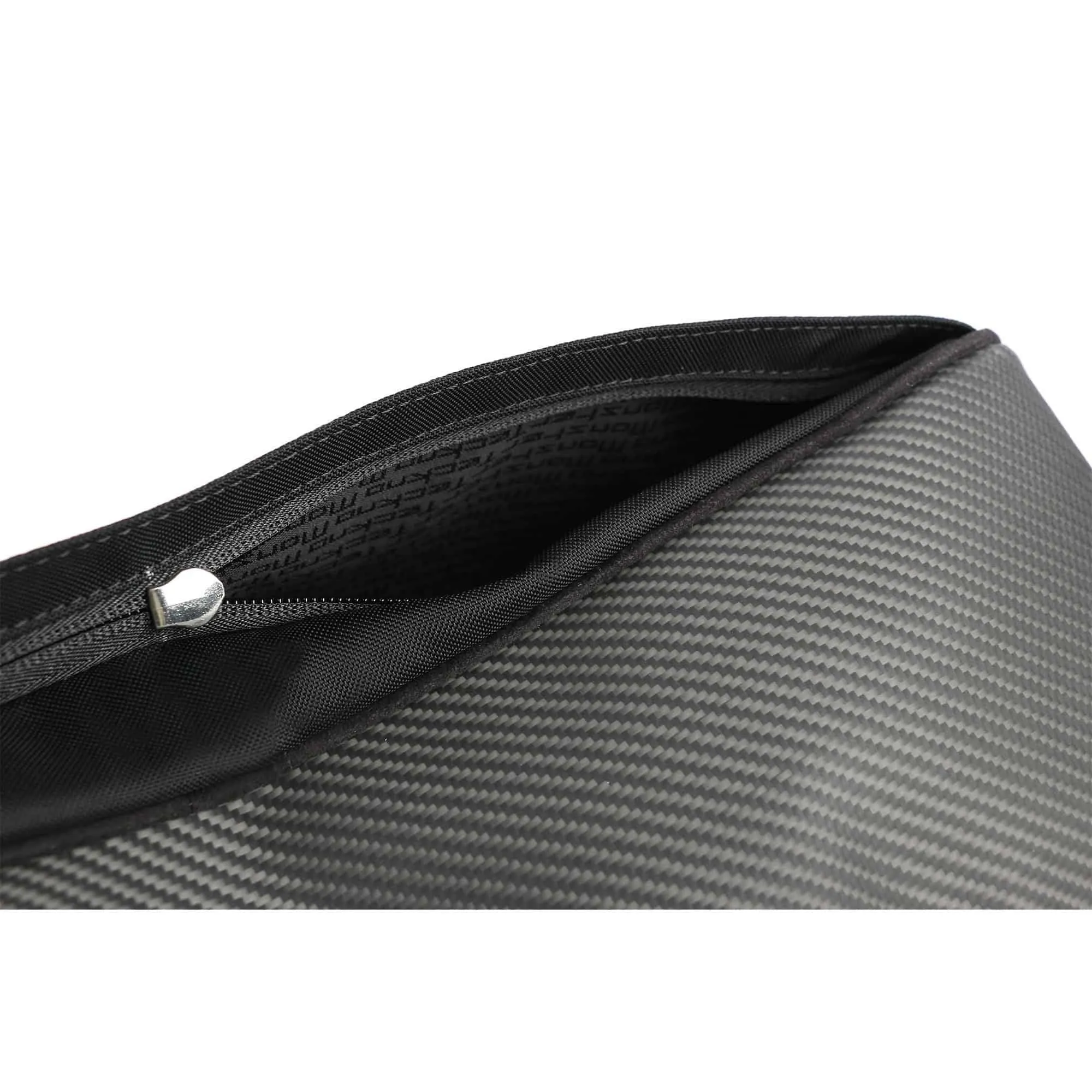 Surcloud travel bag in Carbon Fiber and Alcantara®
