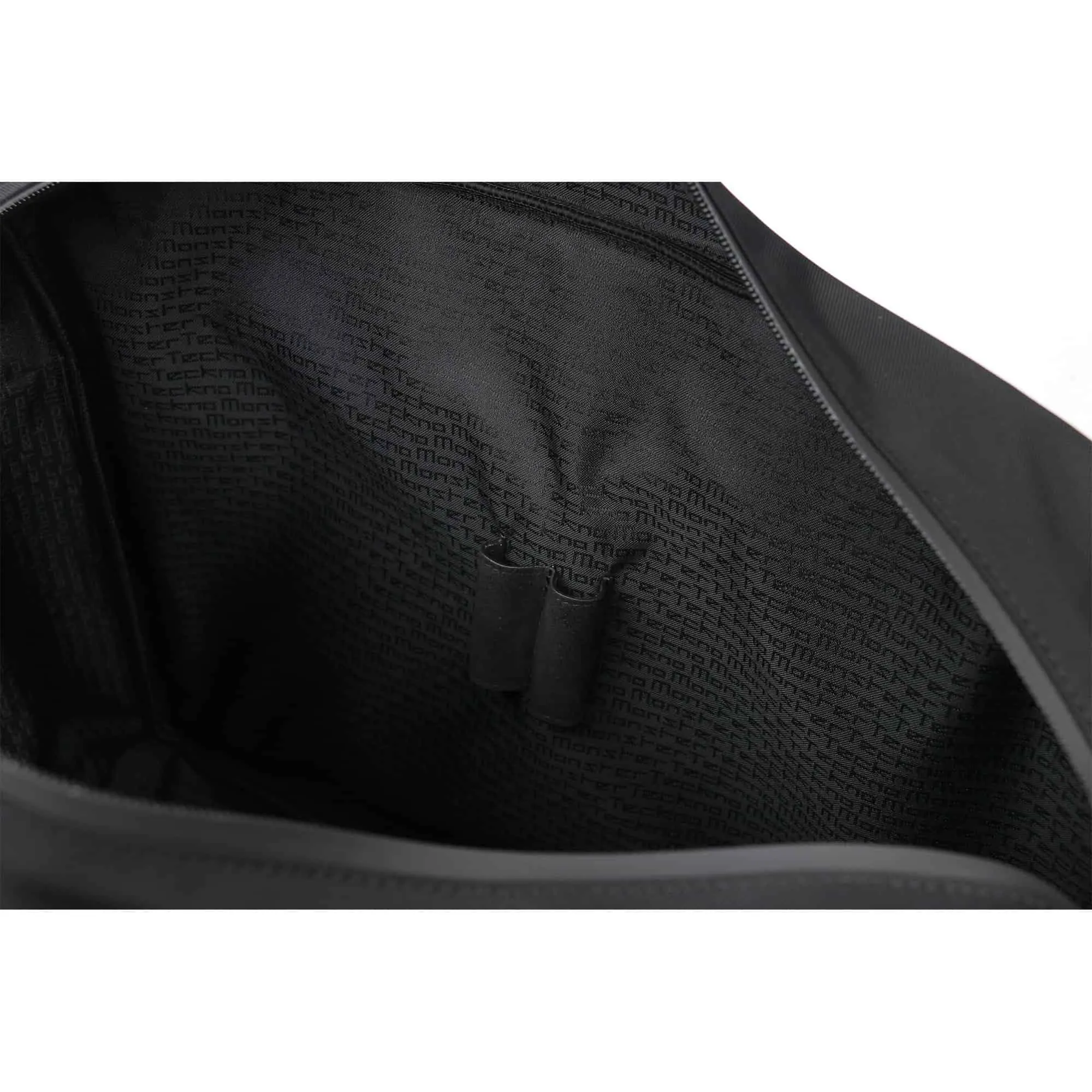 Surcloud travel bag in Carbon Fiber and Alcantara®