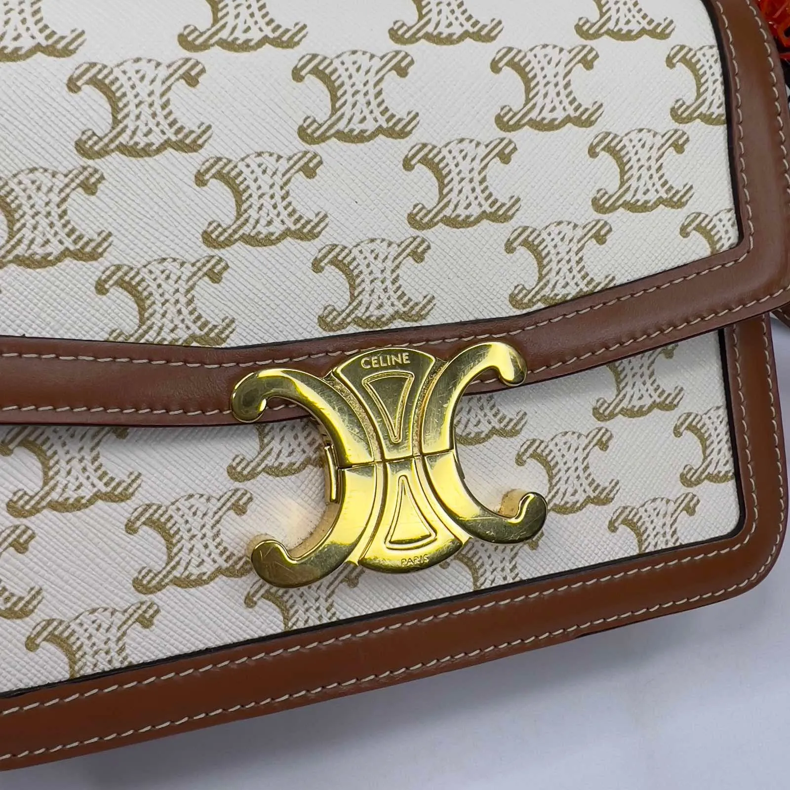 Triomphe Monogram